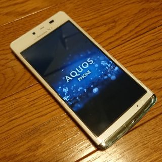 （中古）docomo SH-04E 本体のみ(スマートフォン本体)