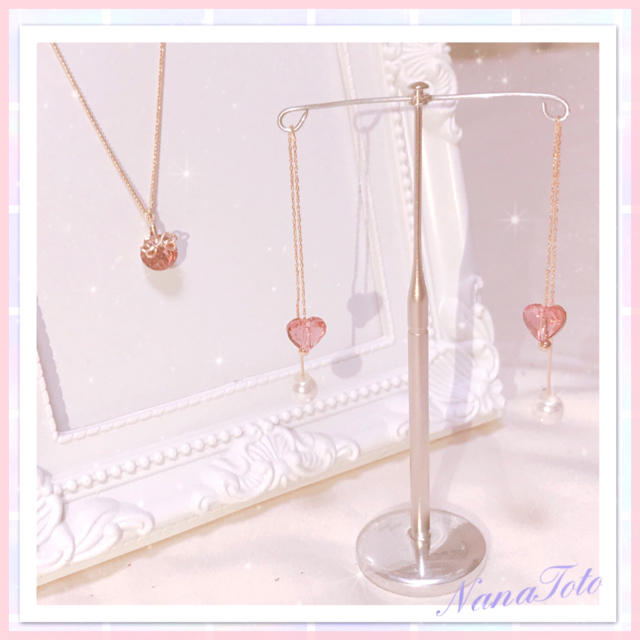 ハンドメイド💕ブラッシュローズ💕アメリカンピアス&ネックレス セット レディースのアクセサリー(ネックレス)の商品写真