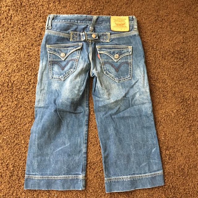 Levi's(リーバイス)のリーバイス☆デニム☆七分 レディースのパンツ(デニム/ジーンズ)の商品写真