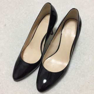 コールハーン(Cole Haan)の【shinmi様専用】コールハーンエナメルパンプス&アンタイトルパンツ(ハイヒール/パンプス)