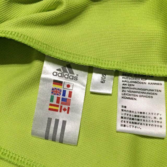 adidas(アディダス)のブルゾン レディースのジャケット/アウター(ブルゾン)の商品写真