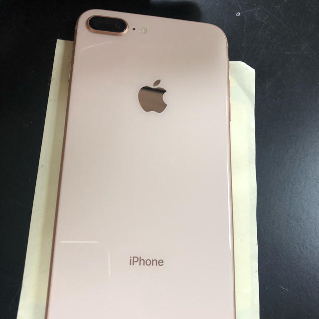 iPhone(アイフォーン)の新品同様 iphone8plus 64 simフリー スマホ/家電/カメラのスマートフォン/携帯電話(スマートフォン本体)の商品写真