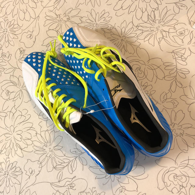 MIZUNO(ミズノ)のMIZUNO イグニタス 4 MD  スポーツ/アウトドアのサッカー/フットサル(シューズ)の商品写真