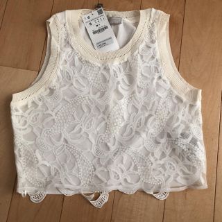 ザラ(ZARA)のザラ トップス 新品未使用タグ付き❤️(カットソー(半袖/袖なし))