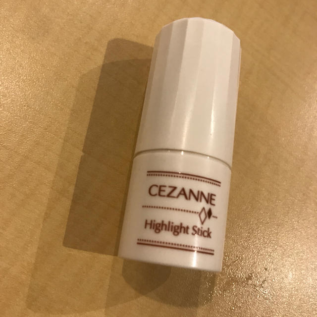 CEZANNE（セザンヌ化粧品）(セザンヌケショウヒン)のセザンヌ ハイライトスティック コスメ/美容のベースメイク/化粧品(フェイスカラー)の商品写真