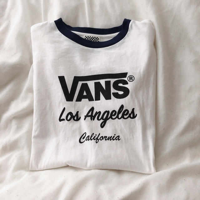 VANS(ヴァンズ)のTシャツ VANS レディースのトップス(Tシャツ(半袖/袖なし))の商品写真