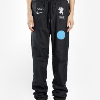 NIKE - NIKE off white トラックパンツ sサイズ の通販 by とらのこ's ...