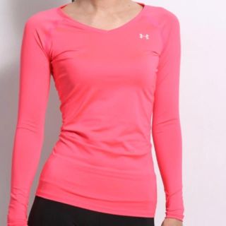 アンダーアーマー(UNDER ARMOUR)の￥5,940アンダーアーマーHG☆Ladies'コンプレUV Ｖネック【XXL】(その他)