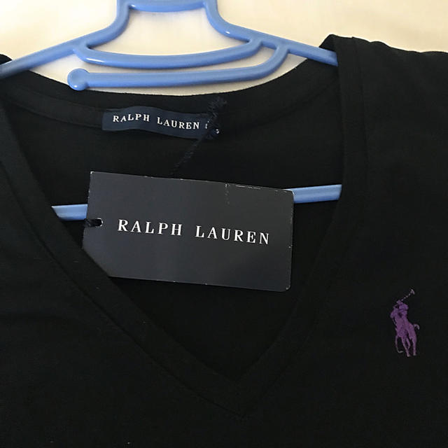 ラルフローレン VネックTシャツ 黒×紫 新品タグ付き | フリマアプリ ラクマ