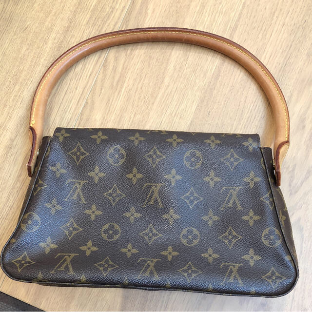 LOUIS VUITTON(ルイヴィトン)のルイ ヴィトン モノグラム ミニルーピング レディースのバッグ(ショルダーバッグ)の商品写真