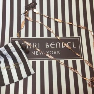 ヘンリベンデル(Henri Bendel)のHENRI BENDEL ヘンリベンデル　 ヘッドアクセサリー　 ピンクG 新品(その他)