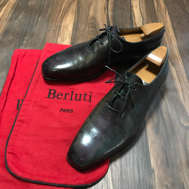 驚きの値段 - Berluti ベルルッティ 初期モデル カリグラフィ ...