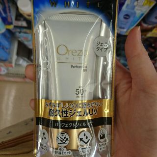 オレゾ(Orezo)の期間限定値下げ中 orezo 日焼け止めジェルタイプ(日焼け止め/サンオイル)