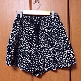 フリークスストア(FREAK'S STORE)のヒョウ柄ショートパンツ(ショートパンツ)