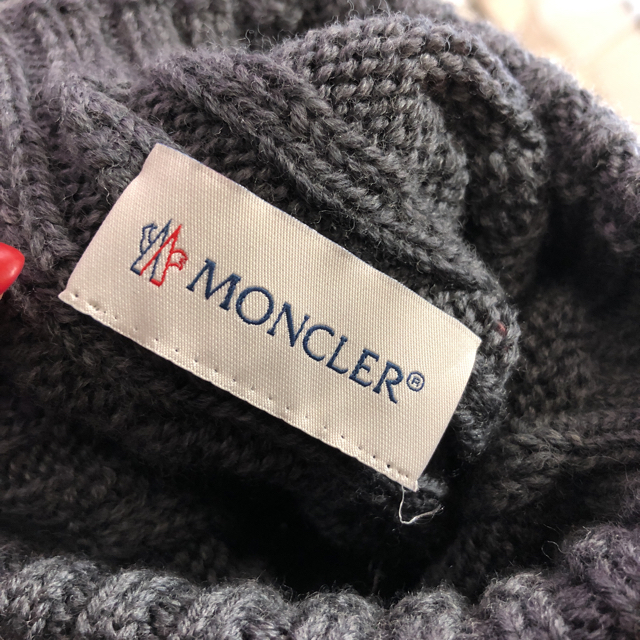 MONCLER(モンクレール)のMONCLER ニット帽 ユニセックス レディースの帽子(ニット帽/ビーニー)の商品写真