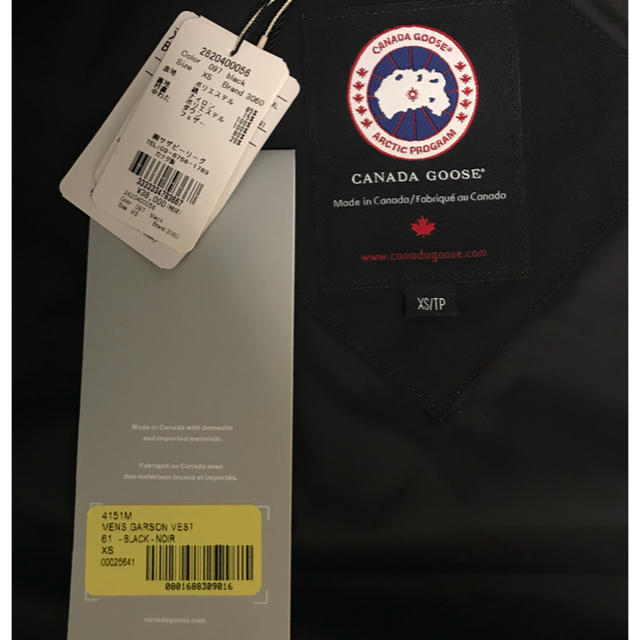 CANADA GOOSE(カナダグース)のカナダグース  別注GARSON  VEST   サイズXS   黒    メンズのジャケット/アウター(ダウンベスト)の商品写真