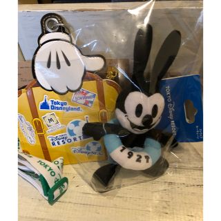 Disney✨オズワルドキーホルダーとパスケース(キャラクターグッズ)