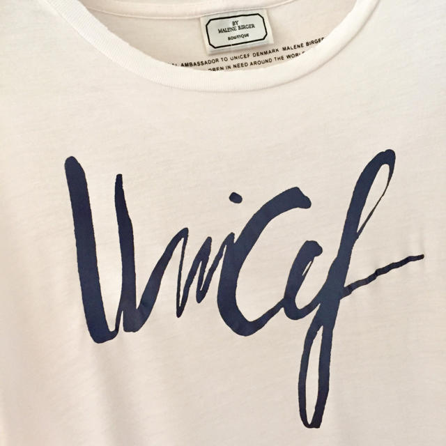 URBAN RESEARCH - BY MALENE BIRGER♡ゆったりロゴTシャツの通販 by