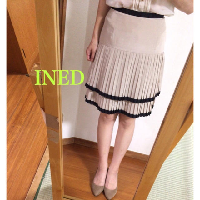 INED(イネド)のINED✨プリーツスカート レディースのスカート(ひざ丈スカート)の商品写真