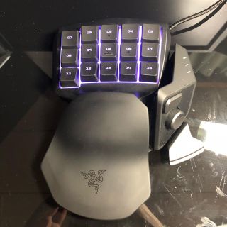 レイザー(LAZER)のRAZER TARTARUS CHROMA (PC周辺機器)