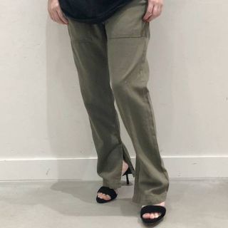 アパルトモンドゥーズィエムクラス(L'Appartement DEUXIEME CLASSE)の 専用☆AP STUDIO

Selvedge Slit パンツ

2017(カジュアルパンツ)