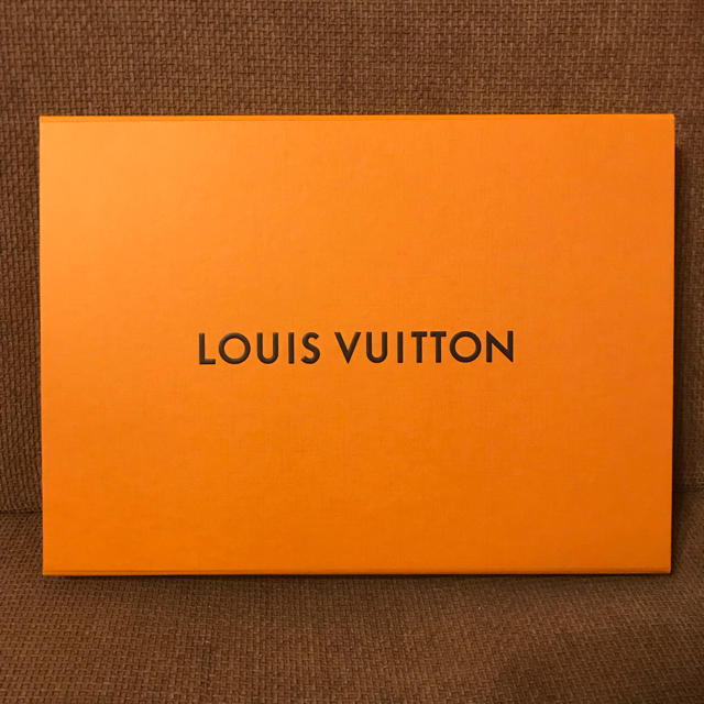 LOUIS VUITTON(ルイヴィトン)の美品 Louis Vuitton  ルイ・ヴィトン ルイヴィトン  マフラー  レディースのファッション小物(マフラー/ショール)の商品写真