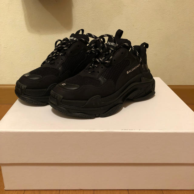 最前線の Balenciaga イタリア 41 tripleS トリプルs バレンシアガ 最