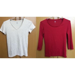 ユニクロ(UNIQLO)の格安！【2枚セット】UNIQLO Tシャツ M スーピマコットン 赤 ベージュ(Tシャツ(半袖/袖なし))