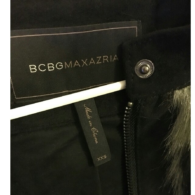 BCBGMAXAZRIA(ビーシービージーマックスアズリア)のBCBG フェイクファージャケット レディースのジャケット/アウター(ライダースジャケット)の商品写真