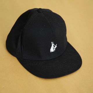 ヴァンキッシュ(VANQUISH)のFR2 キャップ　ブラック　マスクヘッズ FXXKING RABBITS Cap(キャップ)