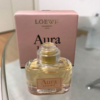 ロエベ(LOEWE)の香水 新品未開封 アウラロエベオードパルファム(香水(女性用))