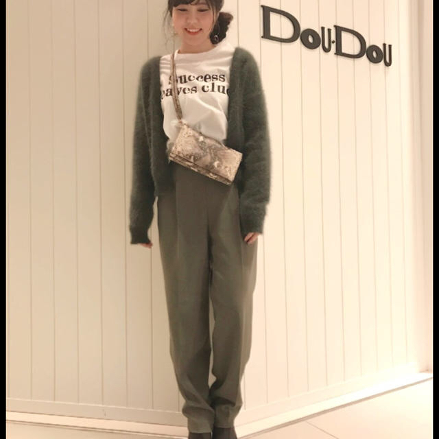 DouDou(ドゥドゥ)の新品Dou Douハイウエストパンツ レディースのパンツ(カジュアルパンツ)の商品写真