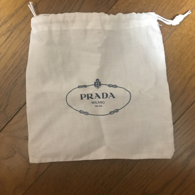 PRADA(プラダ)のプラダの巾着袋 レディースのバッグ(ショップ袋)の商品写真