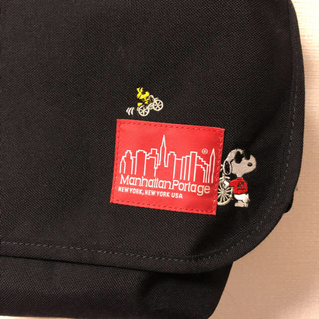 Manhattan Portage(マンハッタンポーテージ)のマンハッタンバック（スヌーピーコラボ） メンズのバッグ(ボディーバッグ)の商品写真