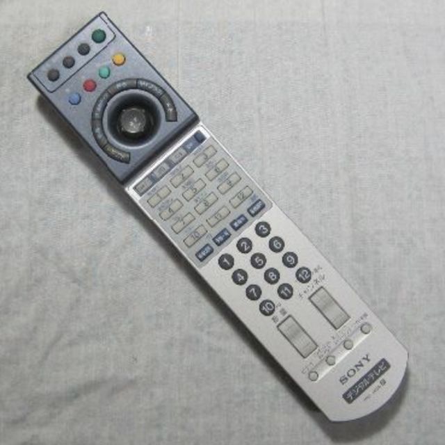 SONY(ソニー)のSONYベガ/テレビリモコン スマホ/家電/カメラのテレビ/映像機器(テレビ)の商品写真