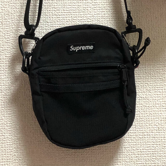 Supreme(シュプリーム)のsupreme ショルダーバッグ 最終値下げ レディースのバッグ(ショルダーバッグ)の商品写真