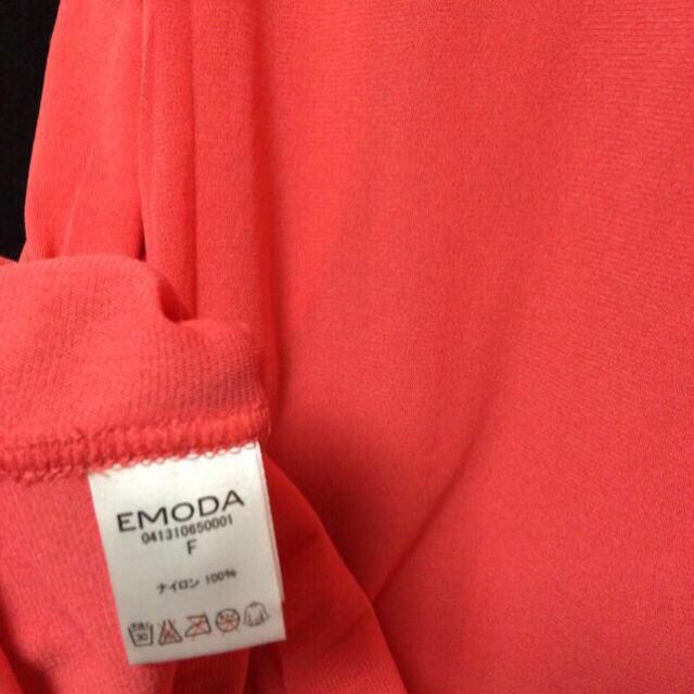 EMODA(エモダ)のはるぴょん 様 専用 レディースのトップス(Tシャツ(半袖/袖なし))の商品写真