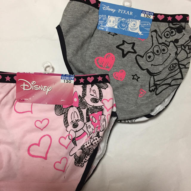 Disney(ディズニー)の130 ガールズ ショーツ 4枚 ディズニー キッズ/ベビー/マタニティのキッズ服女の子用(90cm~)(下着)の商品写真