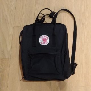 フェールラーベン(FJALL RAVEN)のFJALL RAVEN KANKEN リュック（黒）(リュック/バックパック)