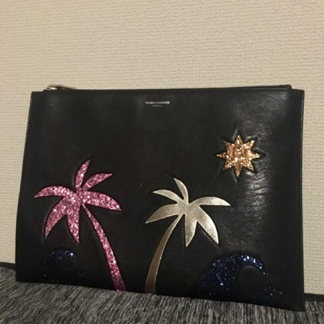 Saint Laurent(サンローラン)の最終値下げ サンローラン レザー クラッチバッグ ヤシの木 レディースのバッグ(クラッチバッグ)の商品写真