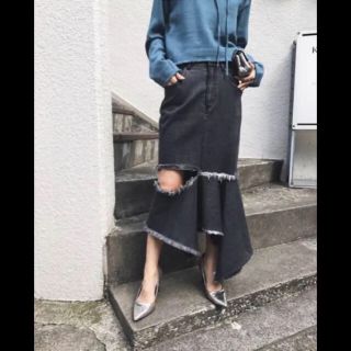 アメリヴィンテージ(Ameri VINTAGE)の完売品 DENIM ZIGZAG SKIRT ameri(ひざ丈スカート)