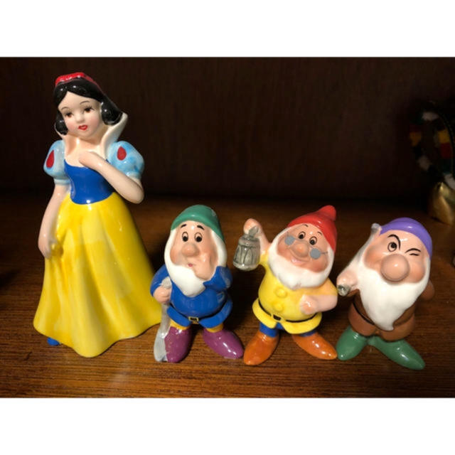 Disney - 白雪姫と7人の小人 陶器置物の通販 by gray boaders Disney - 白雪姫と7人の小人 陶器置物の通販 by gray boaders