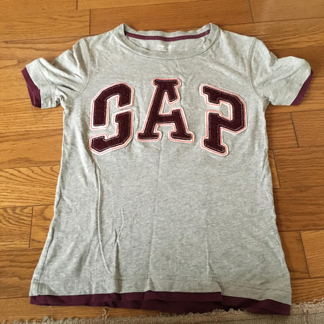 GAP Kids(ギャップキッズ)のTシャツ キッズ/ベビー/マタニティのキッズ服男の子用(90cm~)(Tシャツ/カットソー)の商品写真