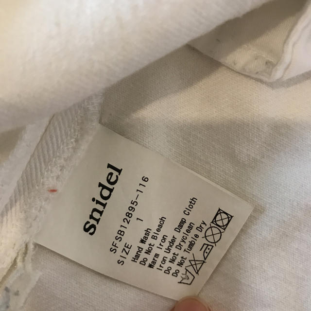 SNIDEL(スナイデル)のsnidel ホワイトデニム レディースのスカート(ミニスカート)の商品写真