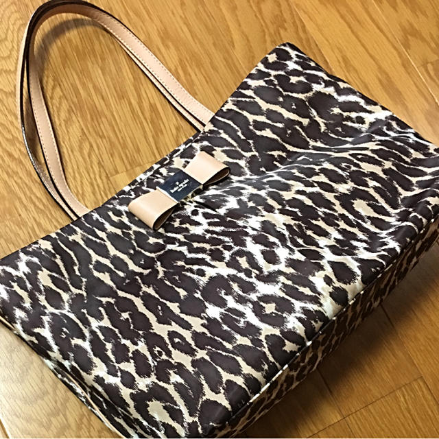 kate spade new york(ケイトスペードニューヨーク)の【望様専用】ケイトスペース トートバッグ レディースのバッグ(トートバッグ)の商品写真