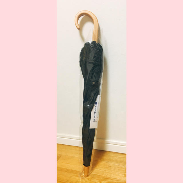 サンバリア100 ショートフリルブラック レディースのファッション小物(傘)の商品写真