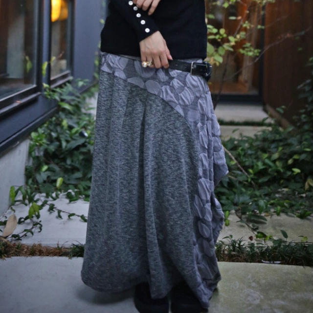 antiqua(アンティカ)のアンティカ ドット切り替え変形スカート レディースのスカート(ロングスカート)の商品写真