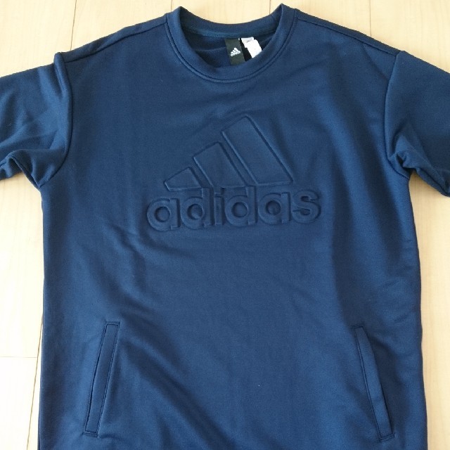 adidas(アディダス)のアディダス  ロングTシャツ レディースのトップス(Tシャツ(長袖/七分))の商品写真