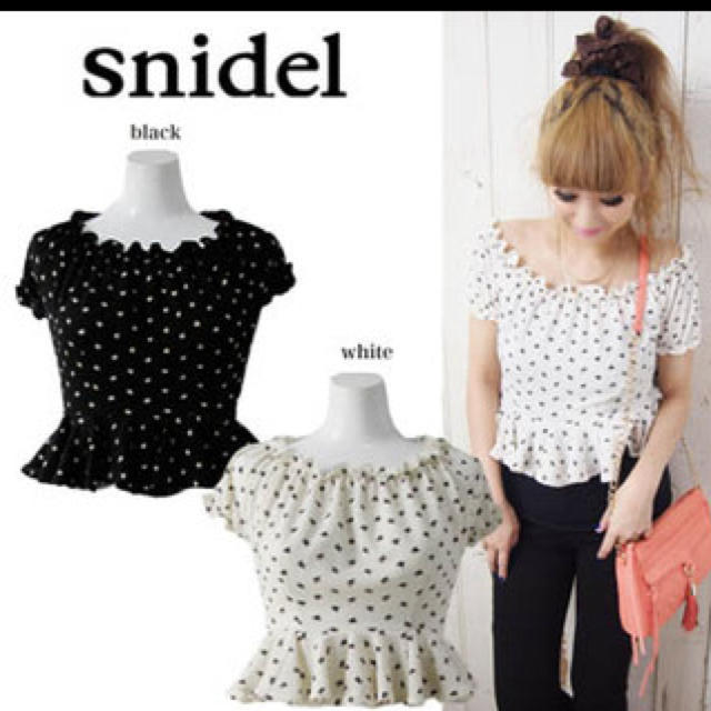 SNIDEL(スナイデル)のsnidel＊プチローズトップス♡値下 レディースのトップス(チュニック)の商品写真