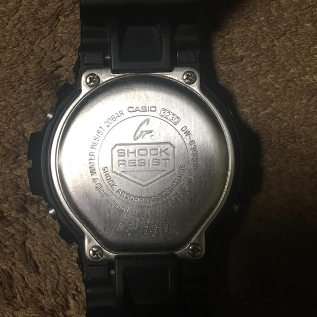 G-SHOCK(ジーショック)のg-shock ブラック×ゴールド メンズの時計(腕時計(デジタル))の商品写真